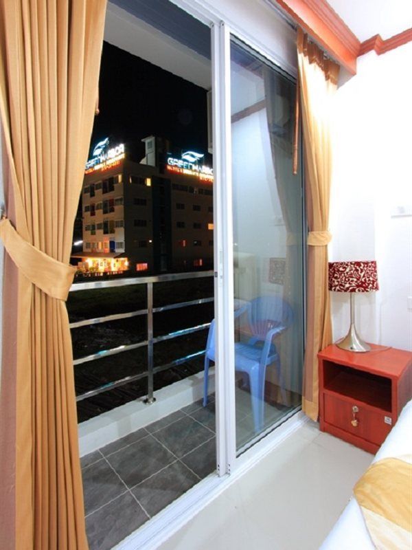 Hotel Phusita House 2 Patong Exterior foto
