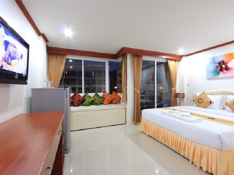 Hotel Phusita House 2 Patong Exterior foto